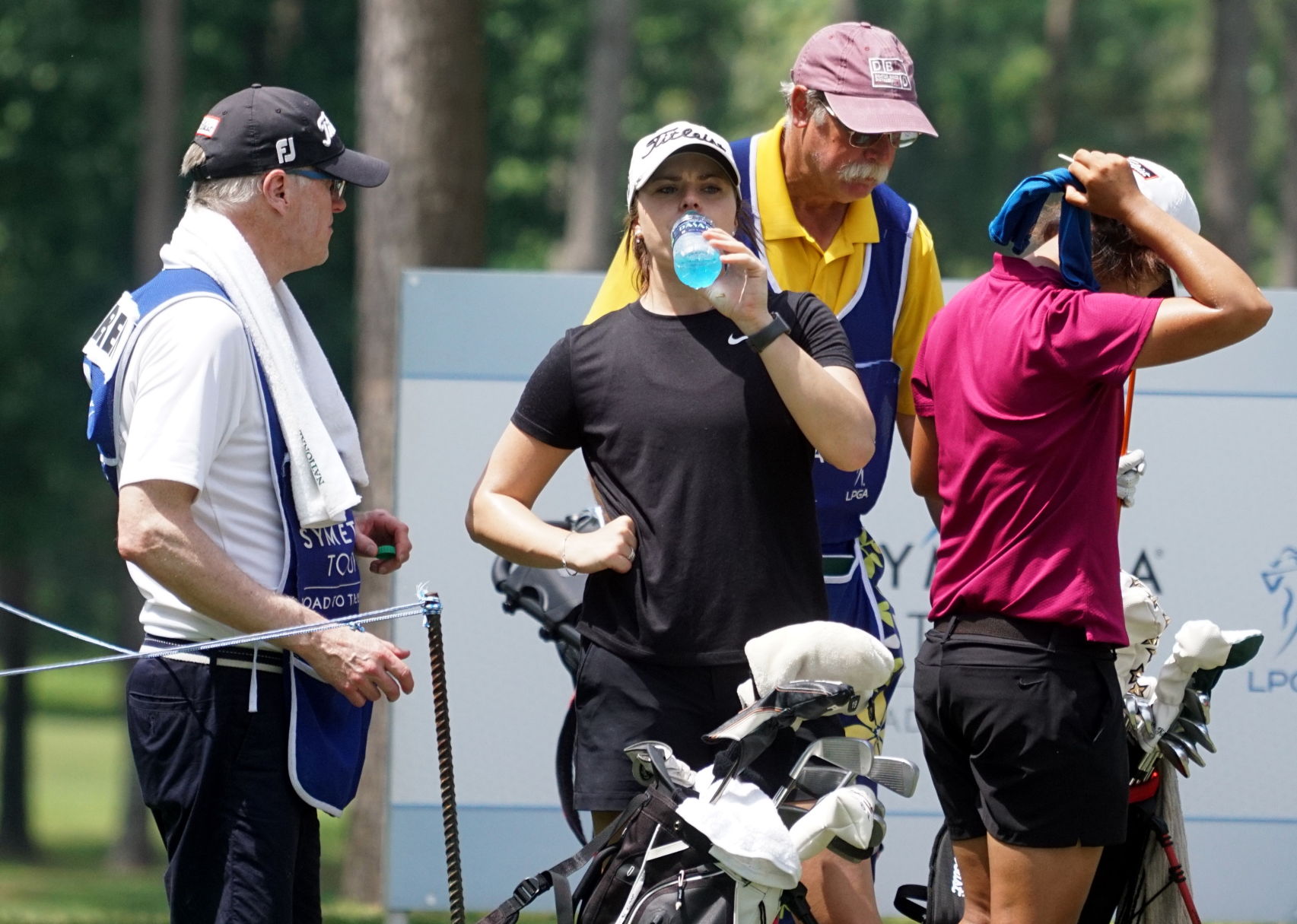 Zimmer Biomet Championship, Round 2